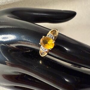 Vintage 10K Yellow Gold Citrine Ring with Diamond Accents Size 8